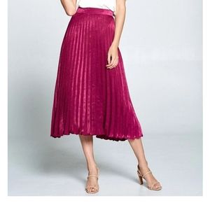 Ellison Skirt,Size S, Maroon